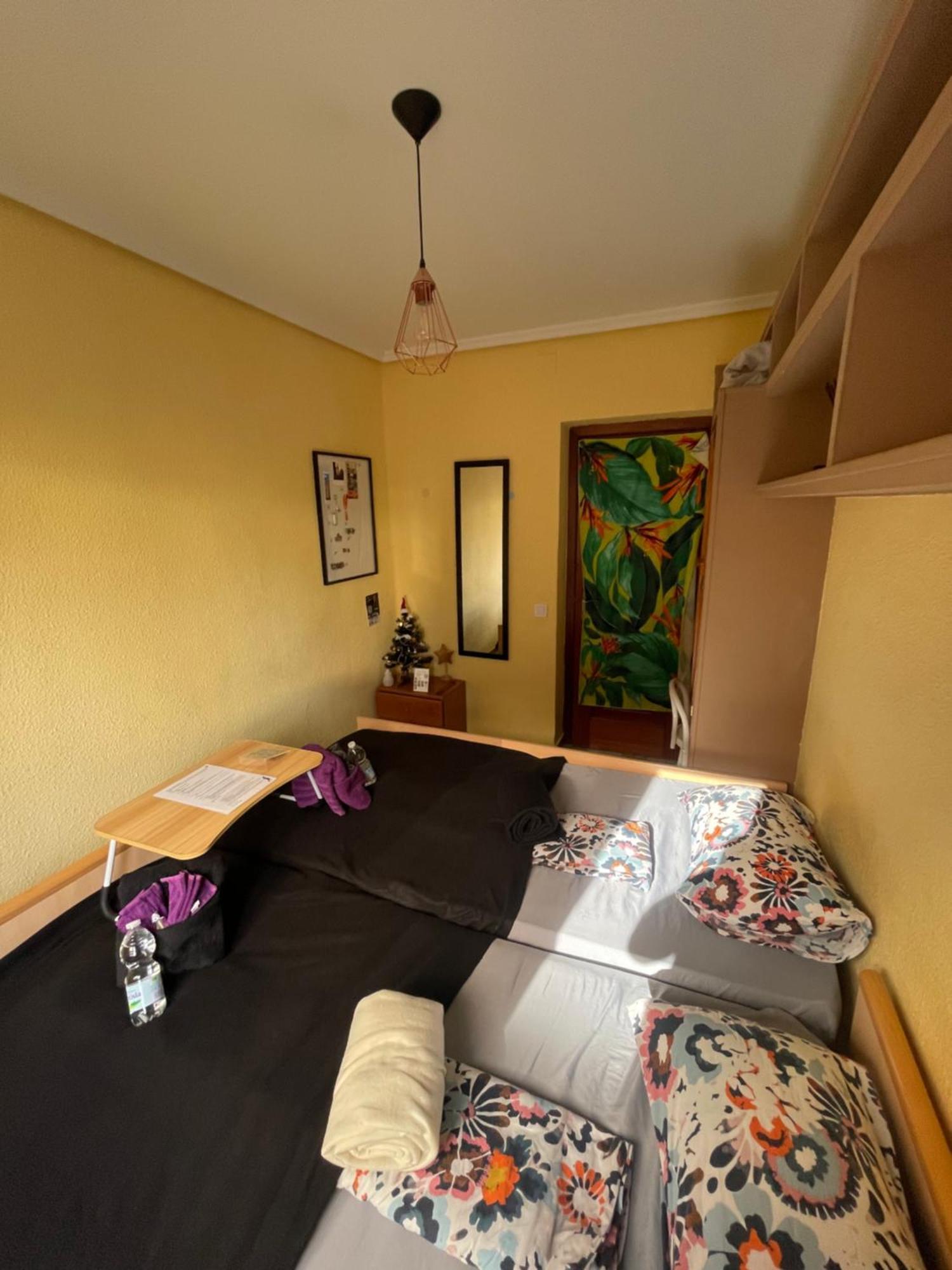 Gemuetliches Zimmer "Gold" Fuer 2 Personen Und Katzenliebhaber Valencia Exterior foto
